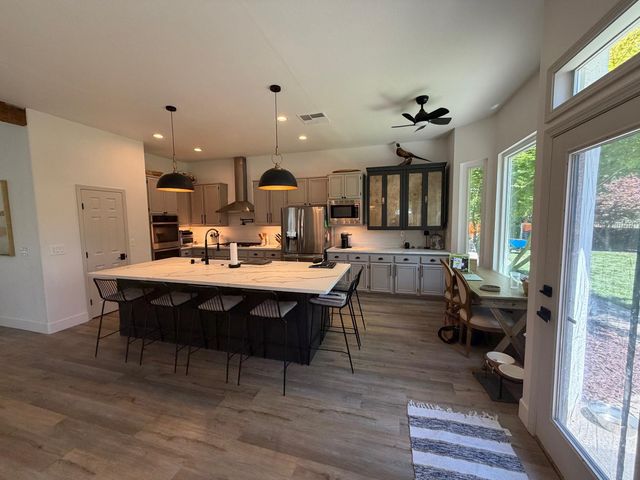 9454 Crocker Rd, Granite Bay, CA 95746