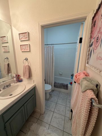 9454 Crocker Rd, Granite Bay, CA 95746