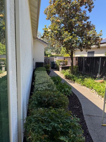 9454 Crocker Rd, Granite Bay, CA 95746