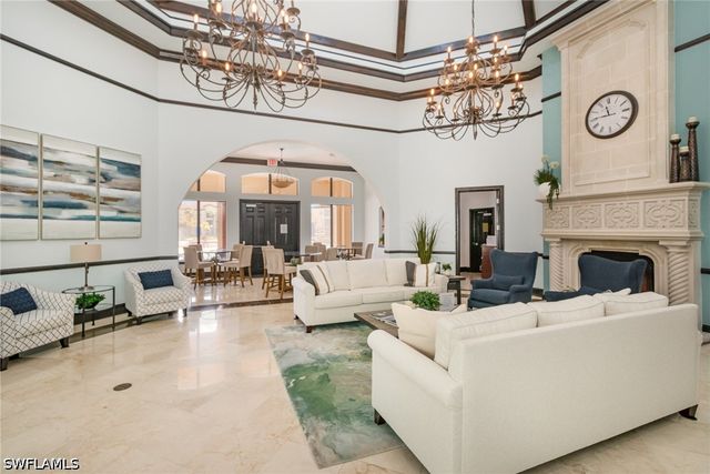 12965 Positano CIR 305, Naples, FL 34105