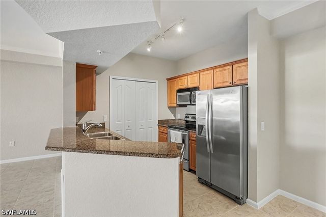 12965 Positano CIR 305, Naples, FL 34105