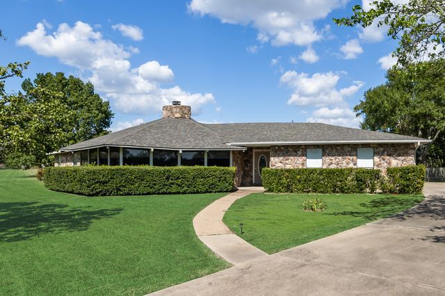 13 Pringle Lane, Rockwall, TX 75087
