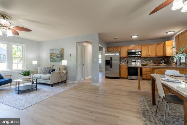 2109 SHORE DR, Edgewater, MD 21037