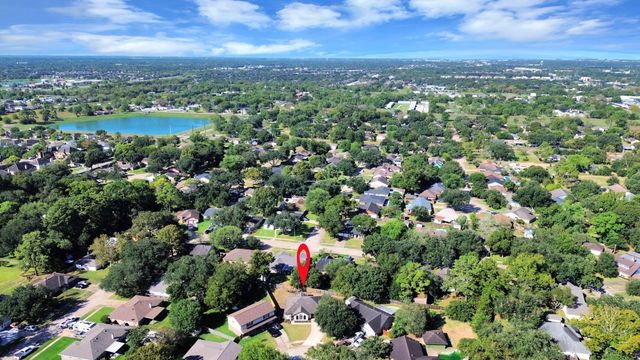 5018 Groveton Lane, Pearland, TX 77584