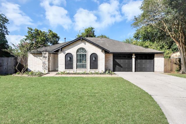 5018 Groveton Lane, Pearland, TX 77584
