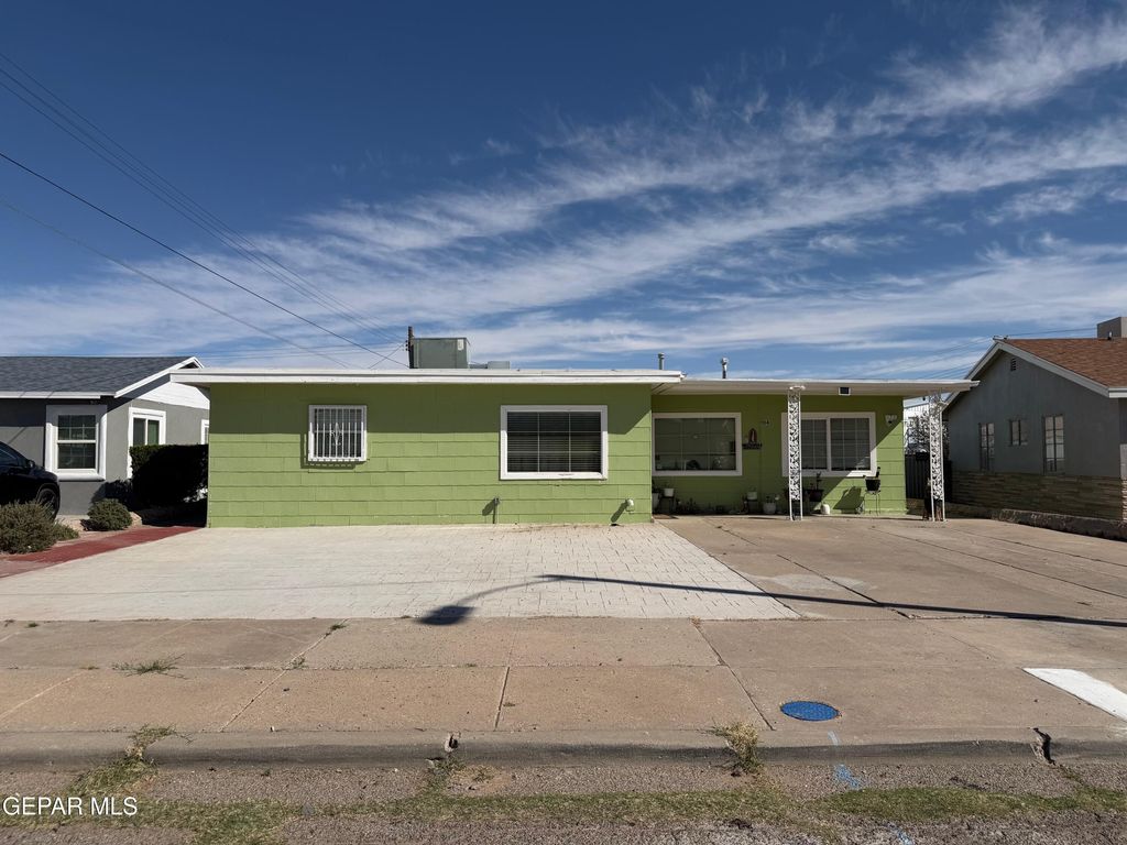 1104 CHEYENNE Trail, El Paso, TX 79925