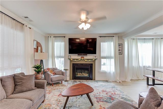 42 Sinclair Circle, Hoschton, GA 30548