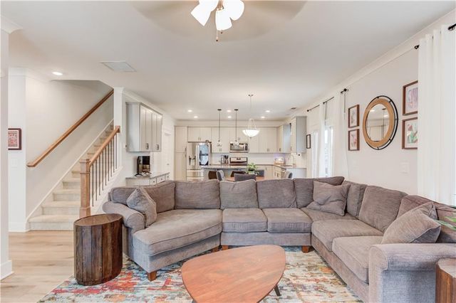 42 Sinclair Circle, Hoschton, GA 30548