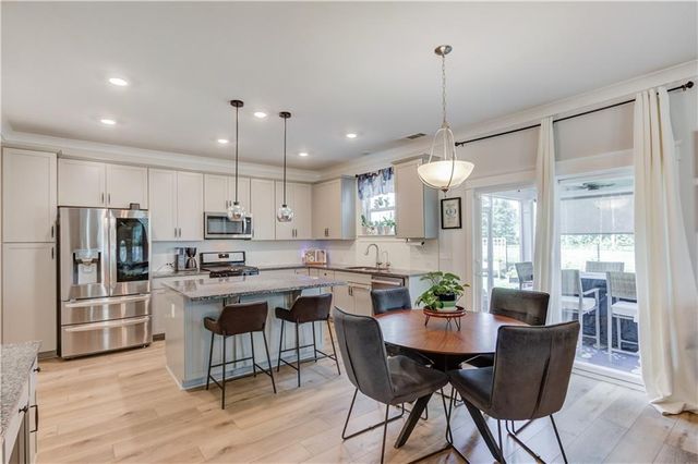 42 Sinclair Circle, Hoschton, GA 30548