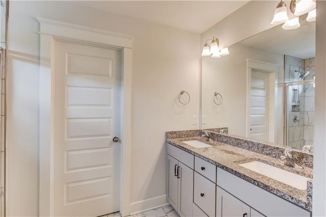 42 Sinclair Circle, Hoschton, GA 30548