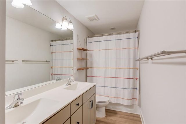 42 Sinclair Circle, Hoschton, GA 30548
