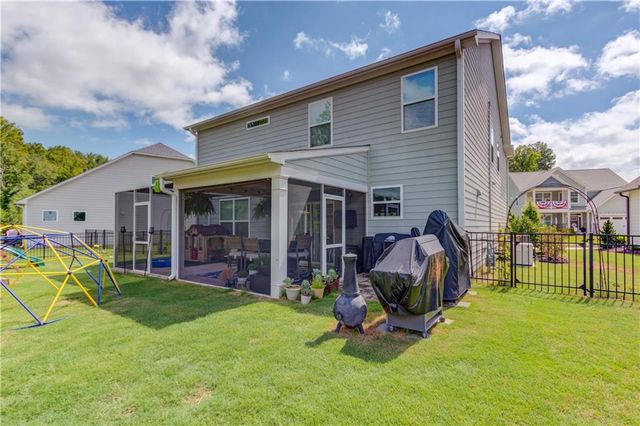 42 Sinclair Circle, Hoschton, GA 30548