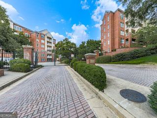 211 COLONIAL HOMES Drive NW 2501, Atlanta, GA 30309