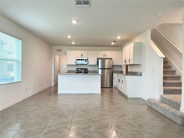 15056 WINDFLOWER ALLEY, Winter Garden, FL 34787