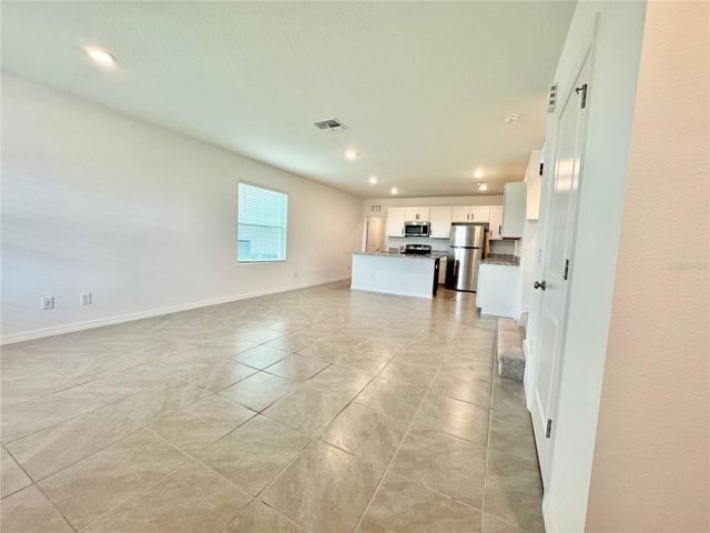 15056 WINDFLOWER ALLEY, Winter Garden, FL 34787