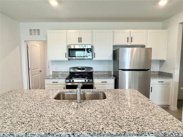 15056 WINDFLOWER ALLEY, Winter Garden, FL 34787