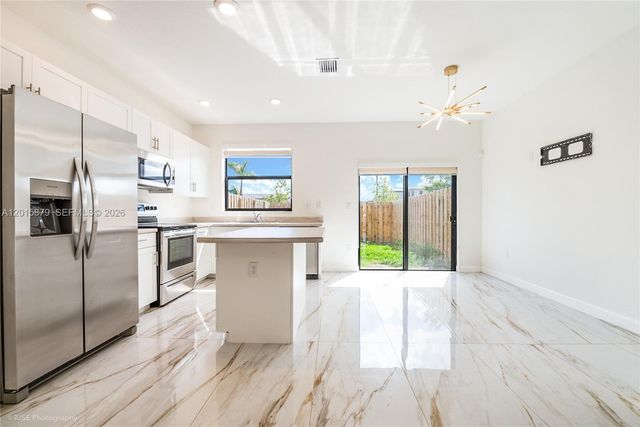 28725 SW 133rd Ct 28725, Homestead, FL 33033