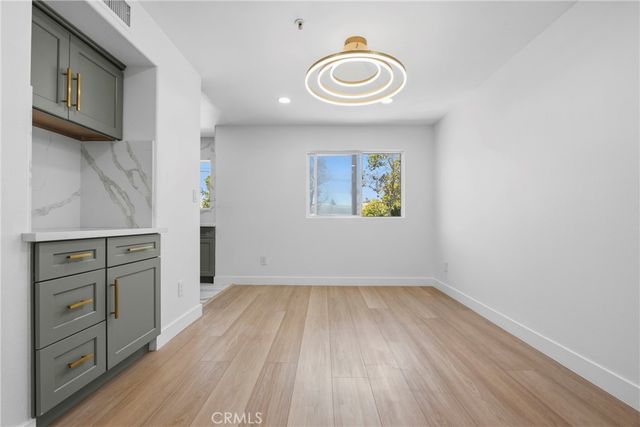 645 W Regent, Inglewood, CA 90301