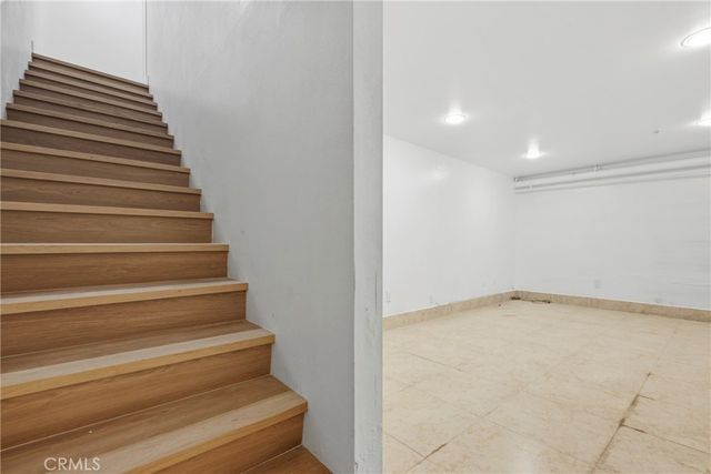 645 W Regent, Inglewood, CA 90301