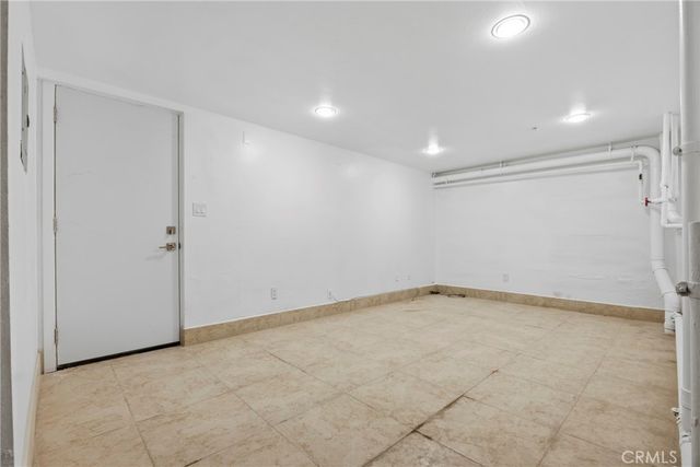 645 W Regent, Inglewood, CA 90301