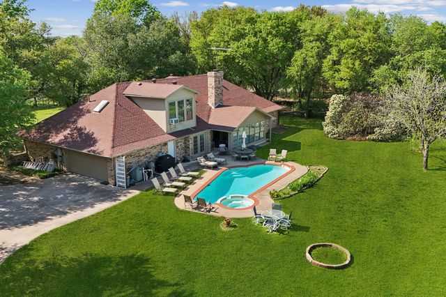 1425 N Peytonville, Southlake, TX 76092