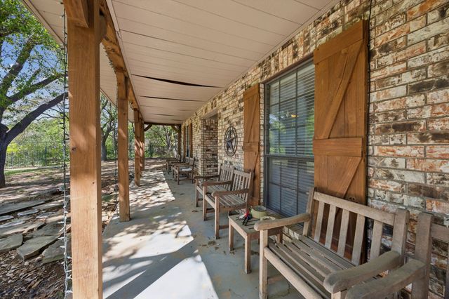 1425 N Peytonville, Southlake, TX 76092