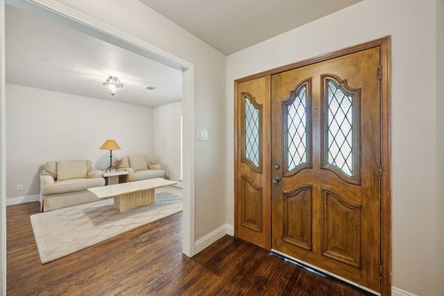 1425 N Peytonville, Southlake, TX 76092