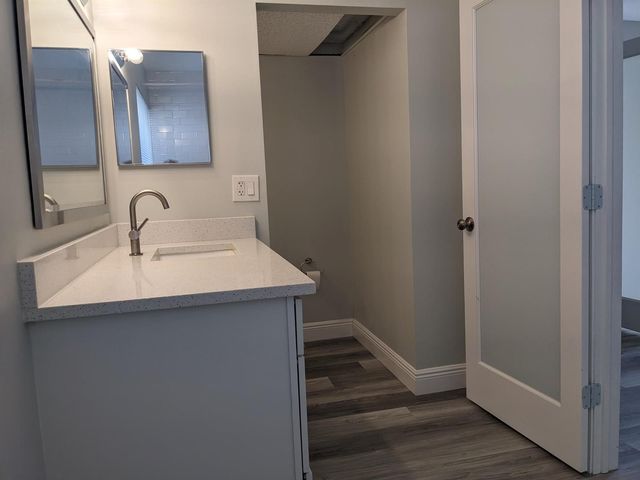 633 EXECUTIVE CENTER Drive L104, West Palm Beach, FL 33401