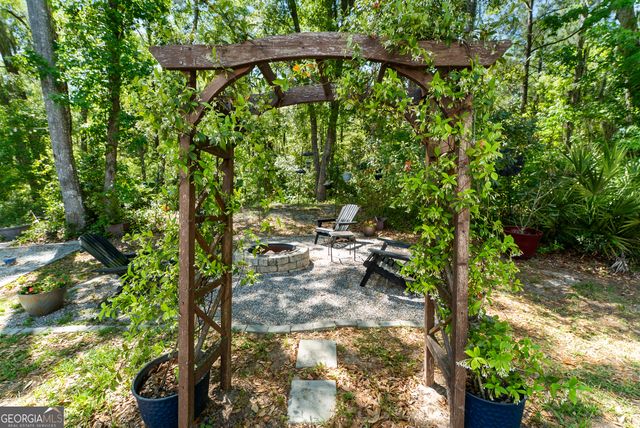 297 Sunrise Circle, Midway, GA 31320
