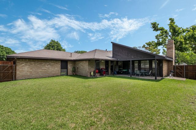 13103 Halwin Circle, Dallas, TX 75243