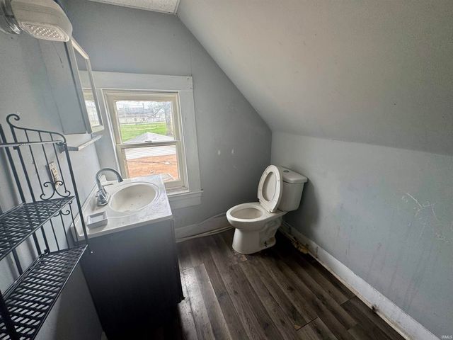 615 N Third Avenue, Evansville, IN 47710
