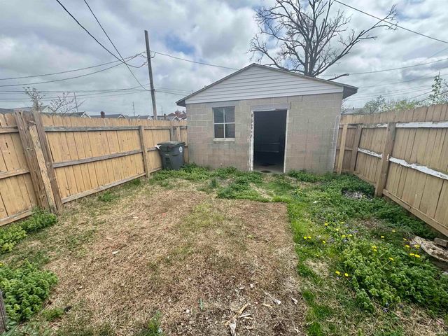 615 N Third Avenue, Evansville, IN 47710