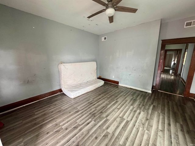 615 N Third Avenue, Evansville, IN 47710