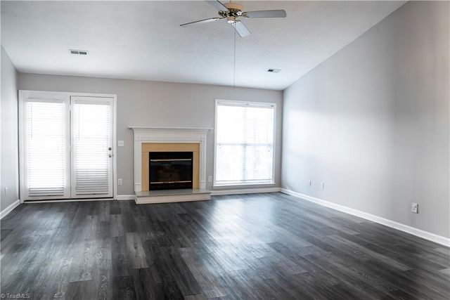 3131 WOODPOINT Street, Jamestown, NC 27282