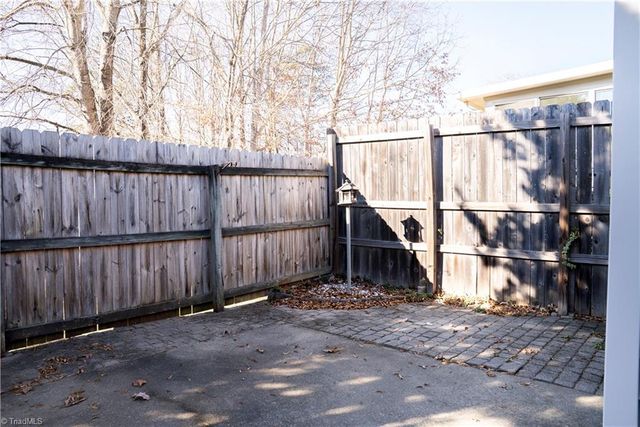 3131 WOODPOINT Street, Jamestown, NC 27282