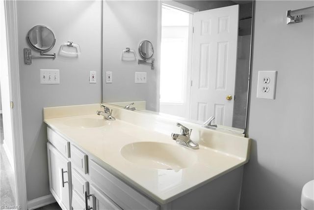 3131 WOODPOINT Street, Jamestown, NC 27282