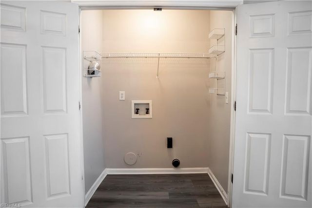 3131 WOODPOINT Street, Jamestown, NC 27282