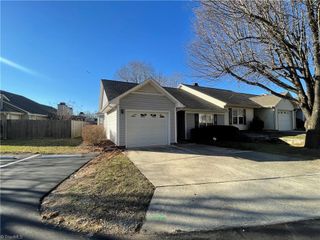 3131 WOODPOINT Street, Jamestown, NC 27282