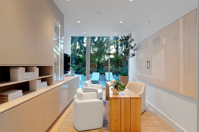 725 S Ocean Boulevard 101, Boca Raton, FL 33432