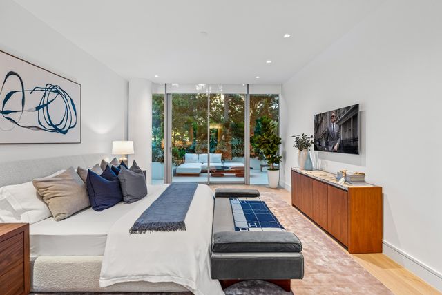 725 S Ocean Boulevard 101, Boca Raton, FL 33432