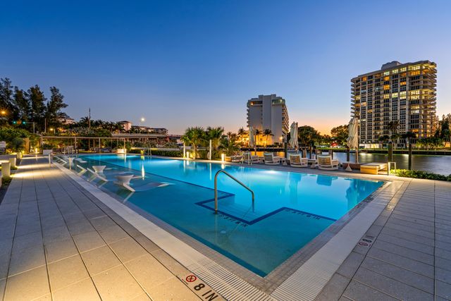725 S Ocean Boulevard 101, Boca Raton, FL 33432