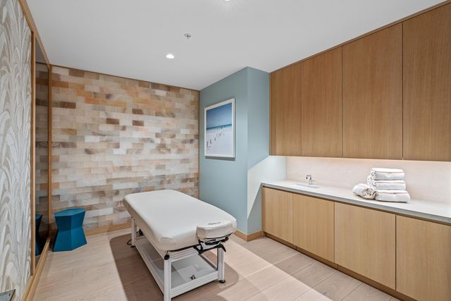 725 S Ocean Boulevard 101, Boca Raton, FL 33432