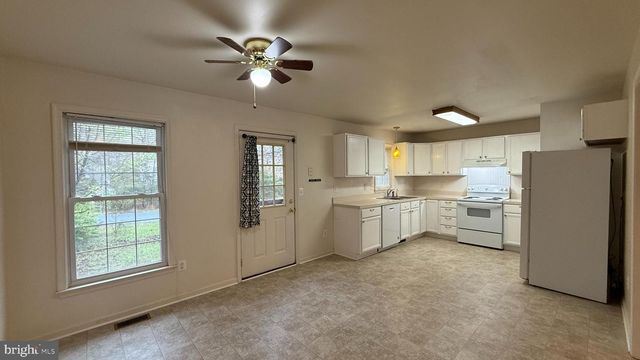8607 LESLIE CT, Fredericksburg, VA 22407