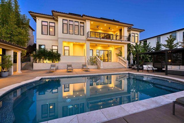 535 Serpa Way, Folsom, CA 95630