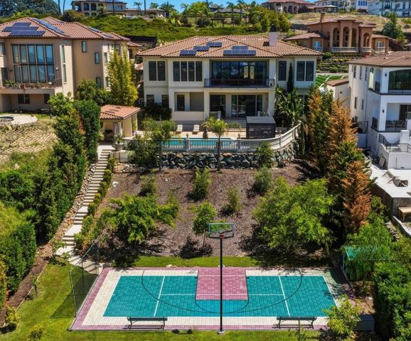 535 Serpa Way, Folsom, CA 95630
