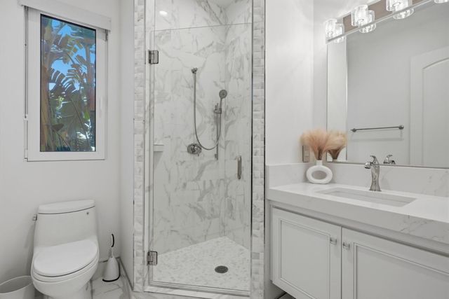 535 Serpa Way, Folsom, CA 95630