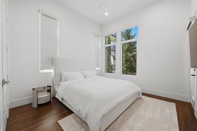 535 Serpa Way, Folsom, CA 95630