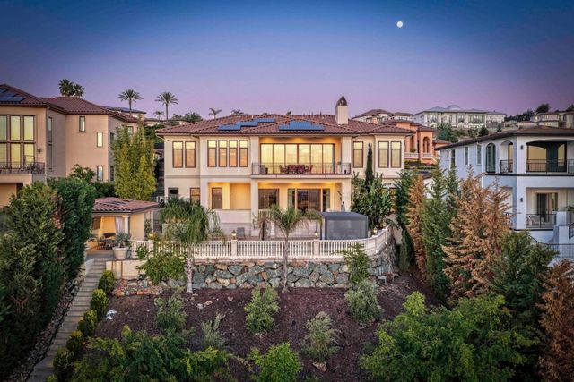 535 Serpa Way, Folsom, CA 95630