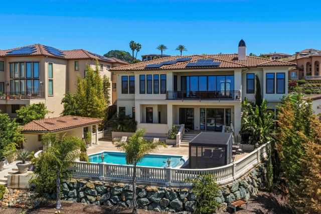 535 Serpa Way, Folsom, CA 95630