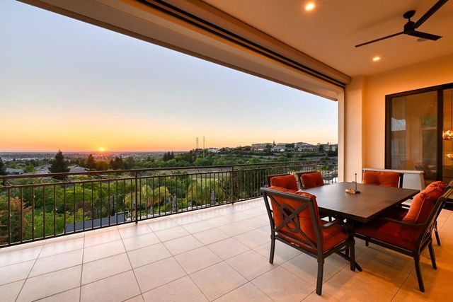 535 Serpa Way, Folsom, CA 95630